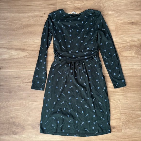 Boden Mabel Jersey Green Lock & Key Print Dress with pockets, size 8 Petite - Picture 3 of 6